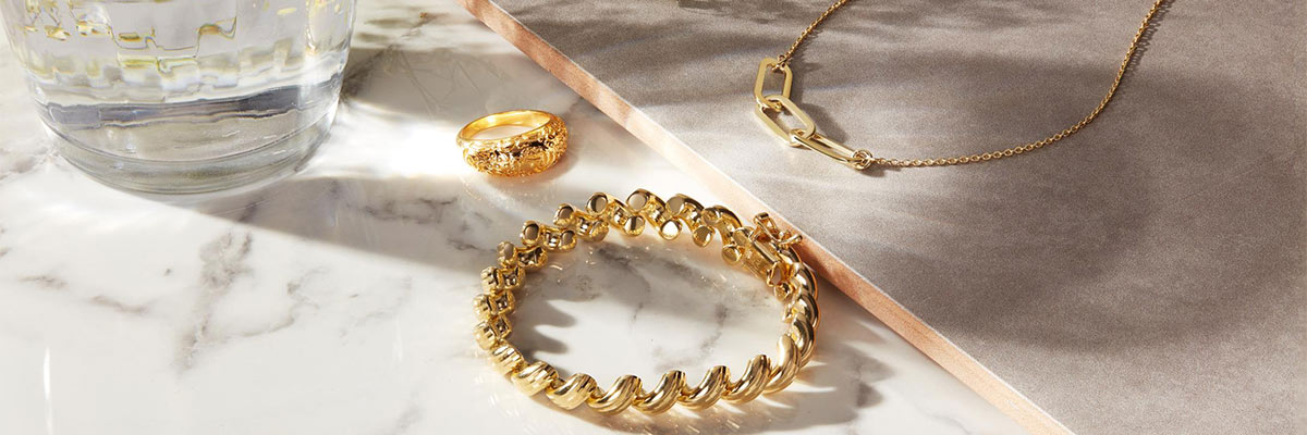 Best Jewelry Gifts for Every Occasion: The Ultimate Fine Jewelry Buying Guide