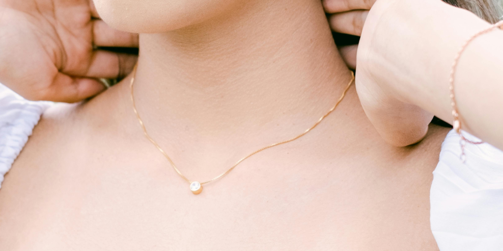 Casual Outfit Jewelry Ideas: Simple & Chic Ways to Elevate Everyday Style